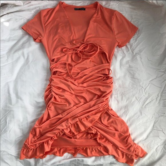 Ruffle tie dress - Picture 2 of 2